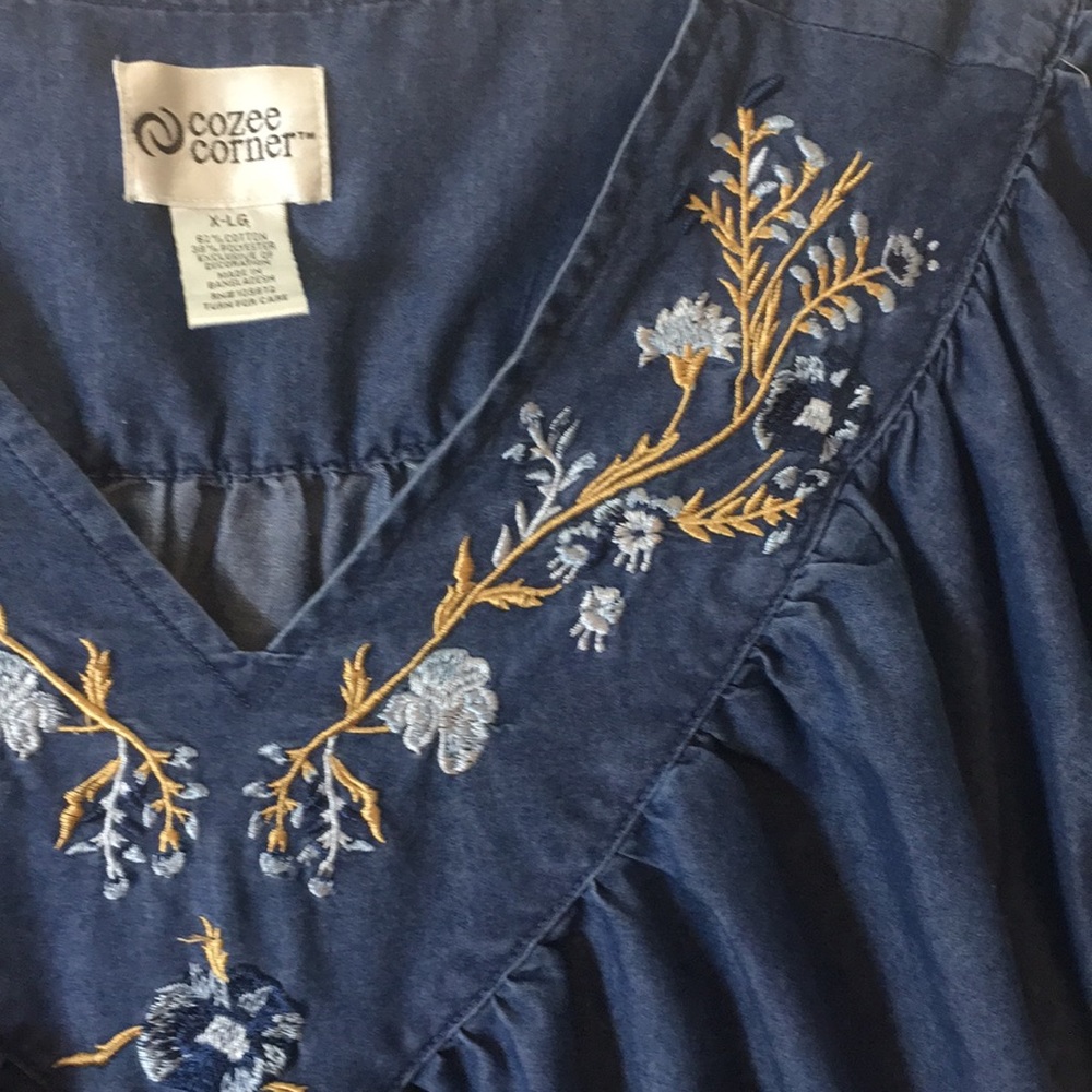 Vintage Cozee Corner Oversized Embroidered Denim Dress Housecoat - Picture 7 of 13